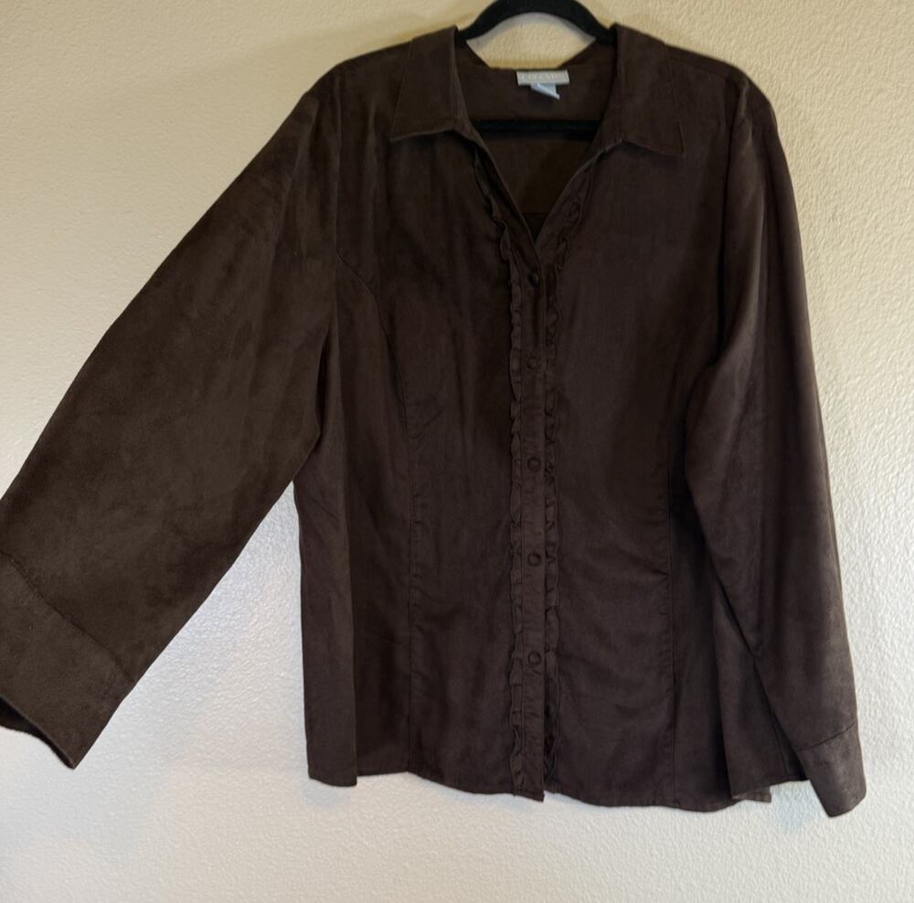 Liz & Me Womens Plus 2X Brown Paisley Faux Suede Button Front Blouse Ruffle Trim